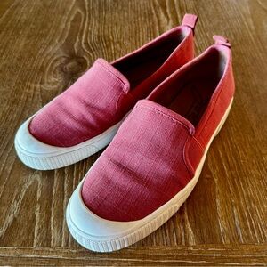 Comfy red canvas Zodiac slip on sneakers 8.5